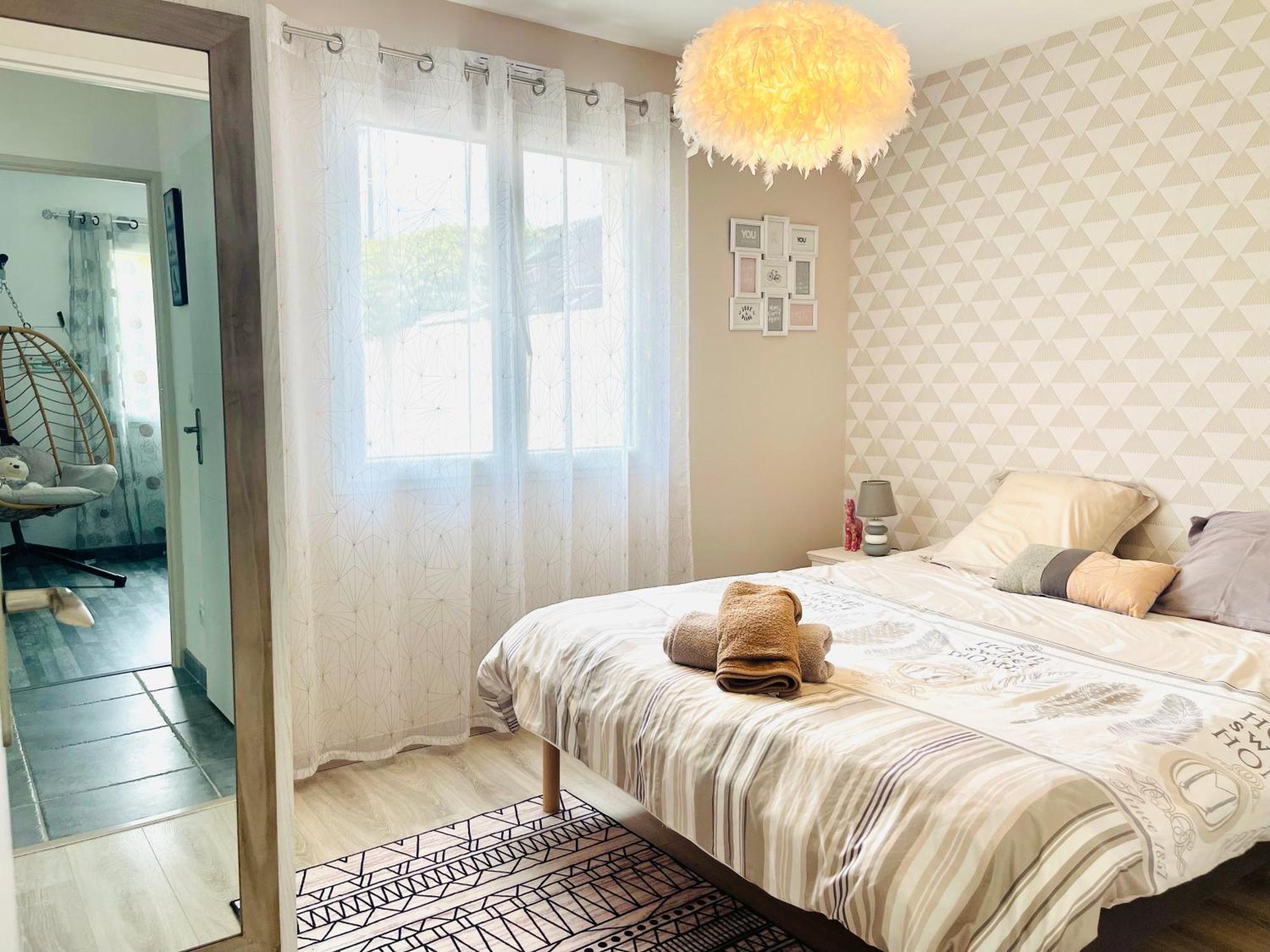 Petite Maison Au Calme Poupry Экстерьер фото